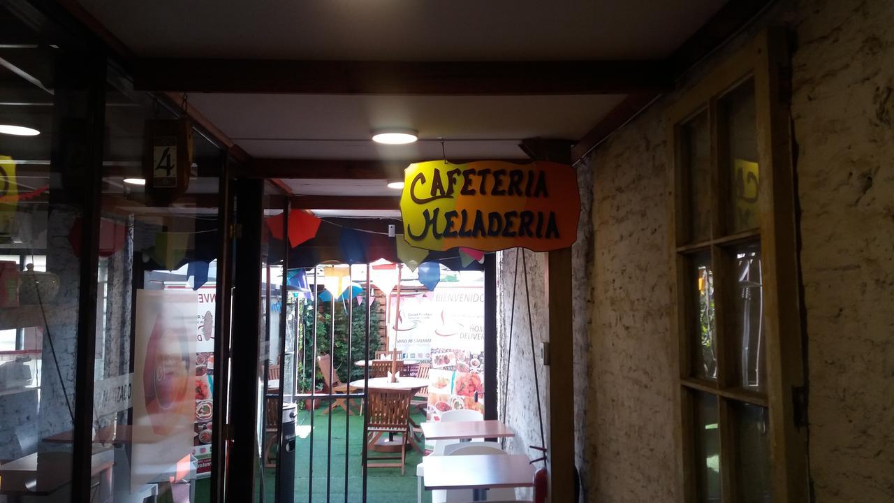 Trotamundos Hostal Santiago Exterior foto