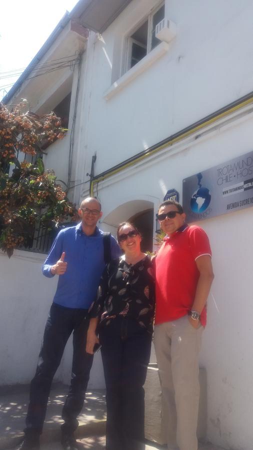 Trotamundos Hostal Santiago Exterior foto